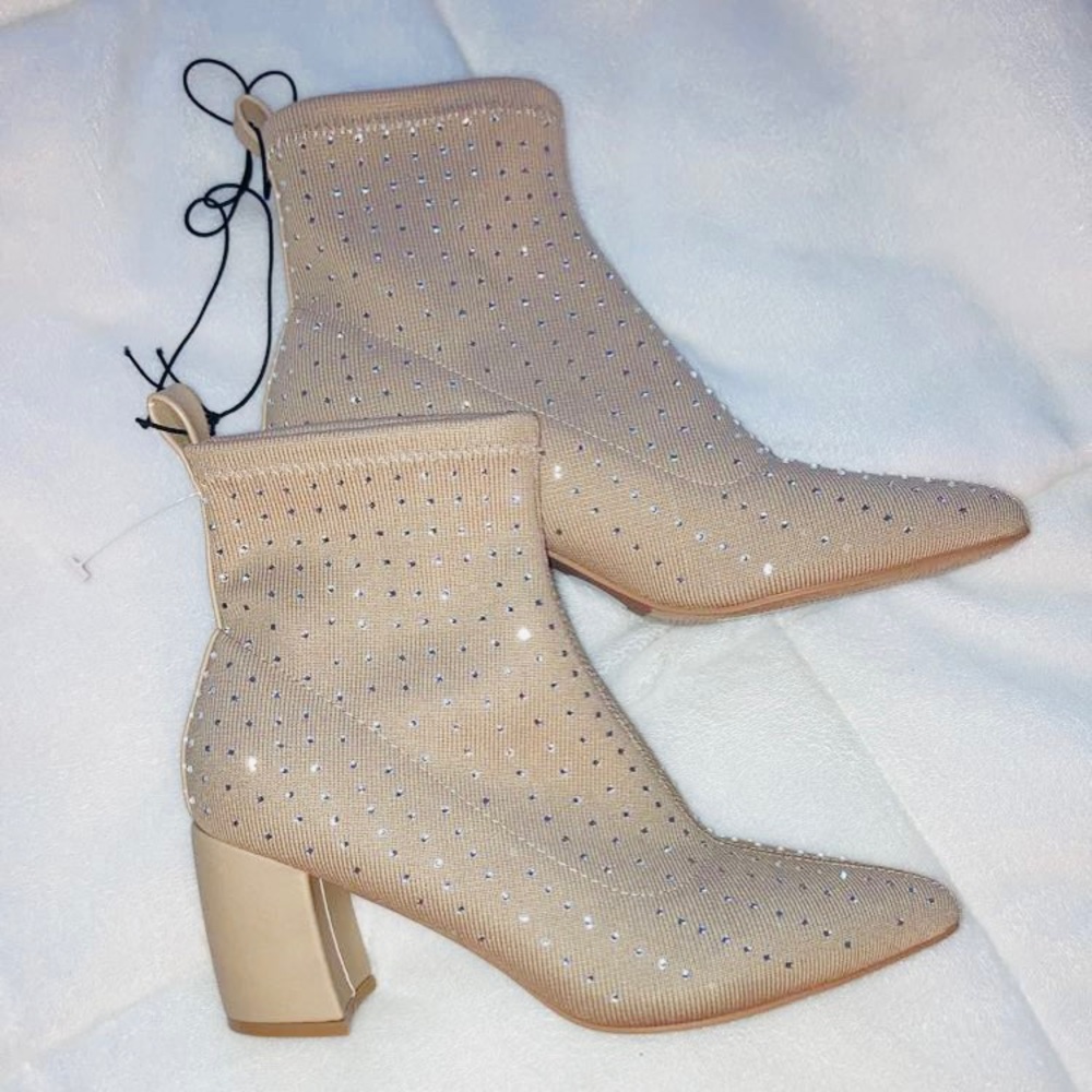 Brand new never worn boots size9